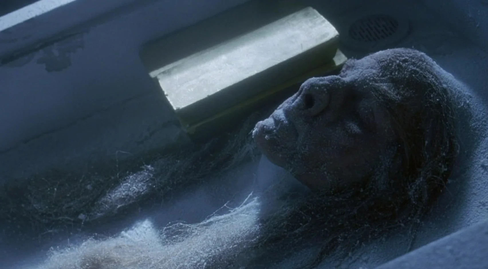 Battlefield Earth (2000) — movie still #4